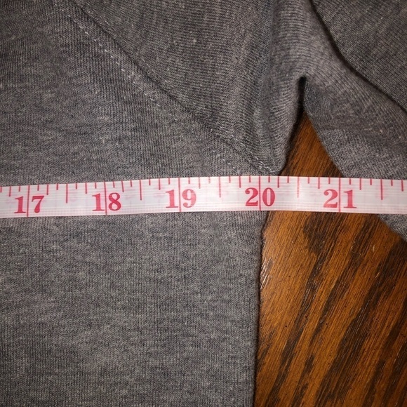 Poshfest Gray Pull Over Sweatshirt - Picture 5 of 7
